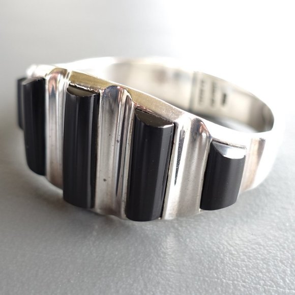 Mexico 64g Pineda-Inspired Sterling Onyx Hinged Cuff - Picture 2 of 14